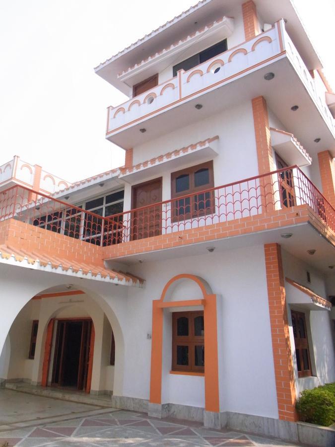 Momotaro House Ξενοδοχείο Bodh Gaya Εξωτερικό φωτογραφία